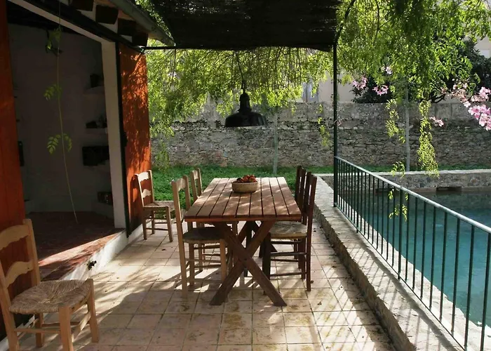 Cas Canonge Villa con jardín y piscina
