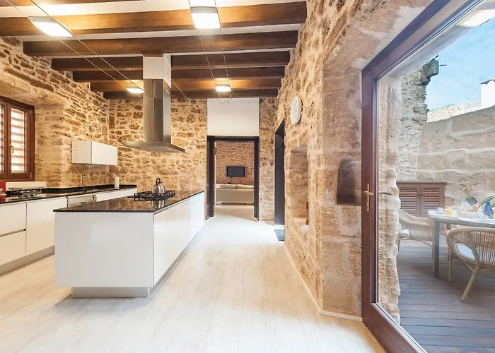 Sa Pedra Boutique House