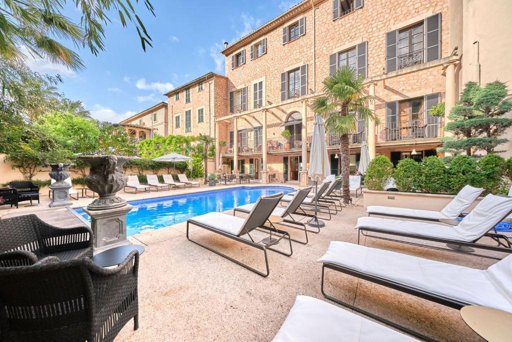 L'avenida 4*
