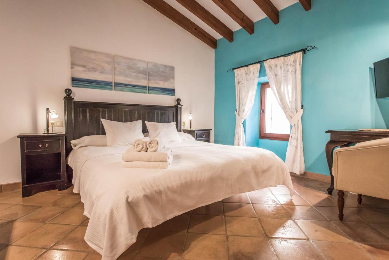 Petit Hotel 3*