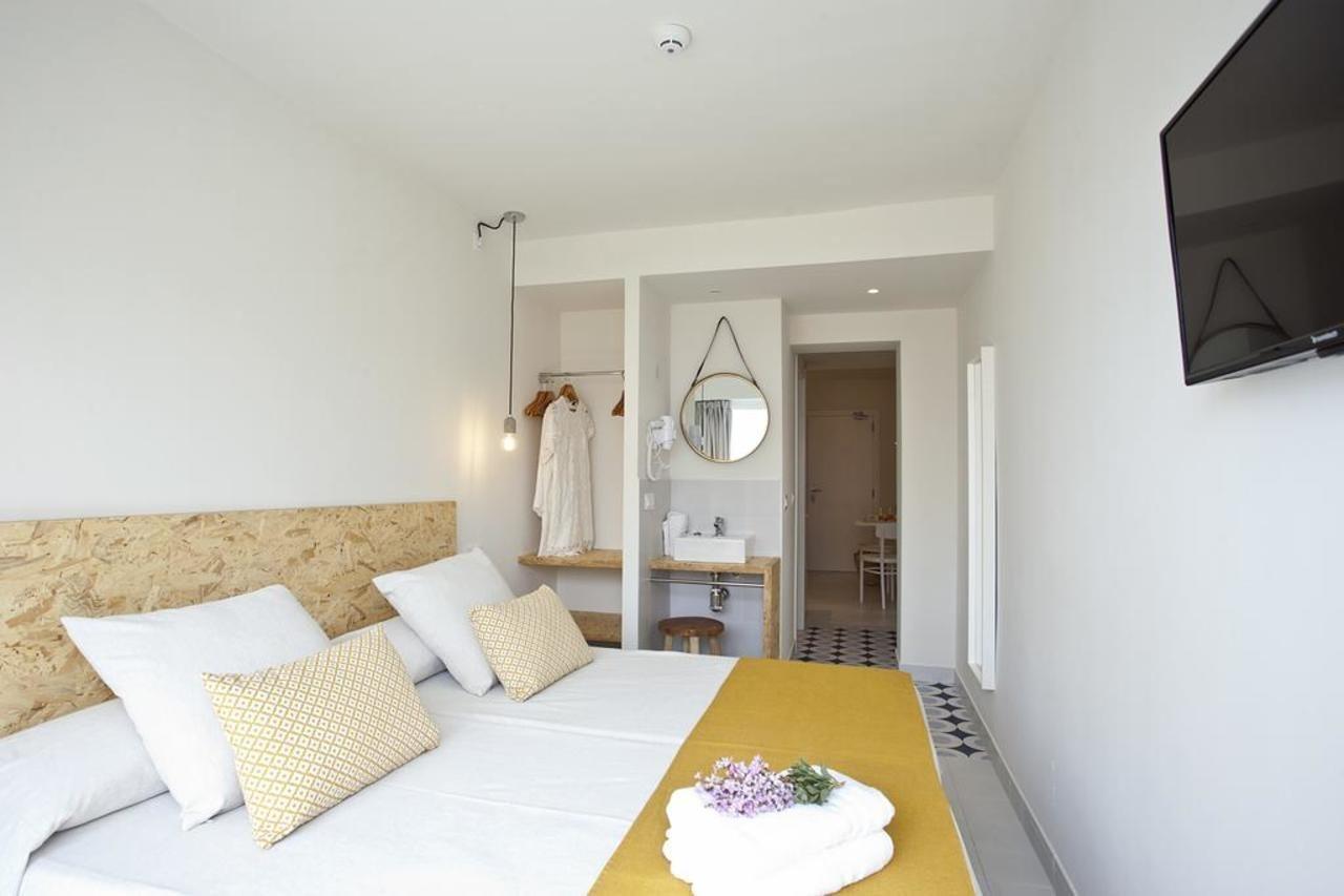 Bj Cala Morlanda Estudios (adults Only)