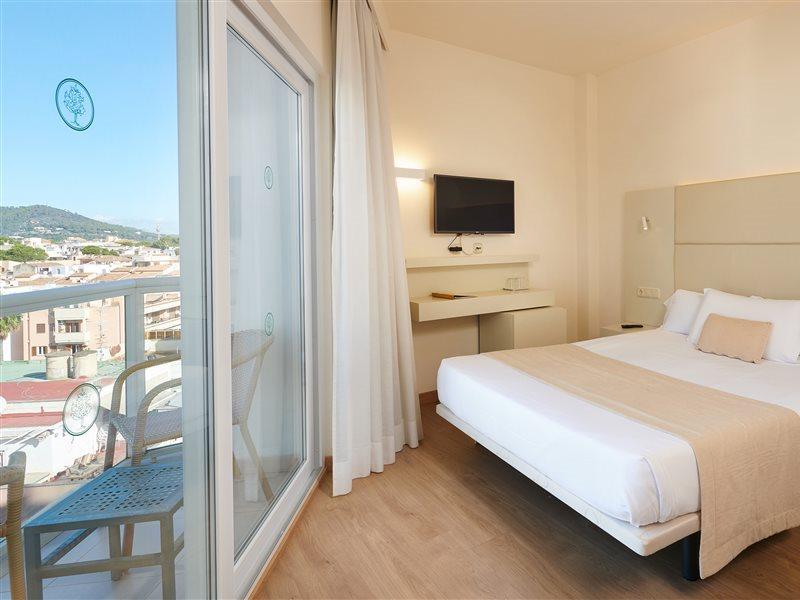 Hotel Sabina And 4*