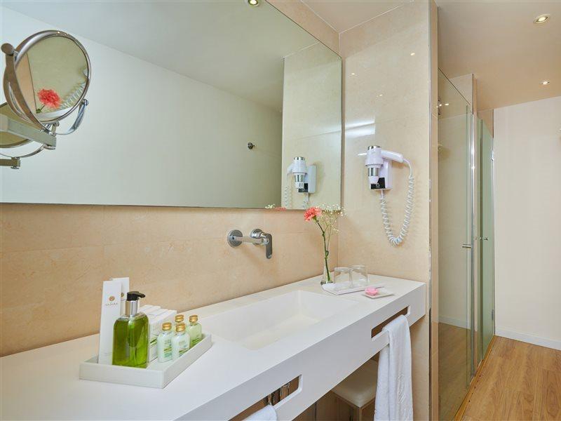 Hotel Sabina And