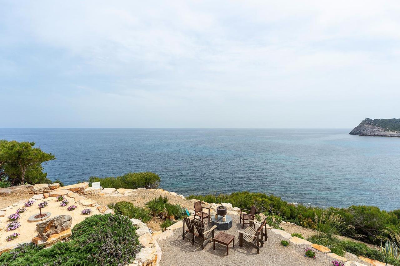 Villa Front Line Sea In Mallorca Up To 6 Guests *