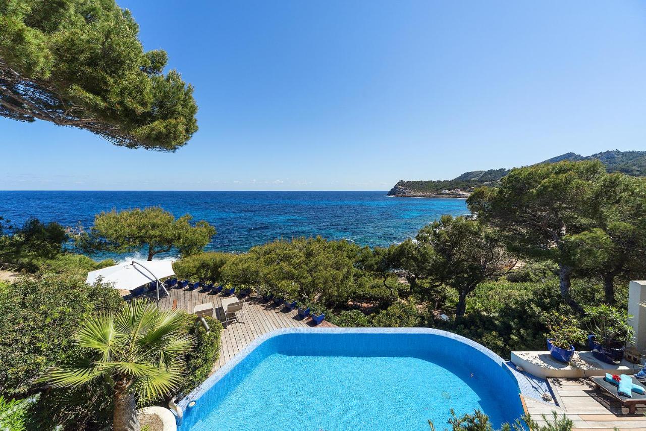 Front Line Sea In Mallorca Up To 6 Guests Villa *