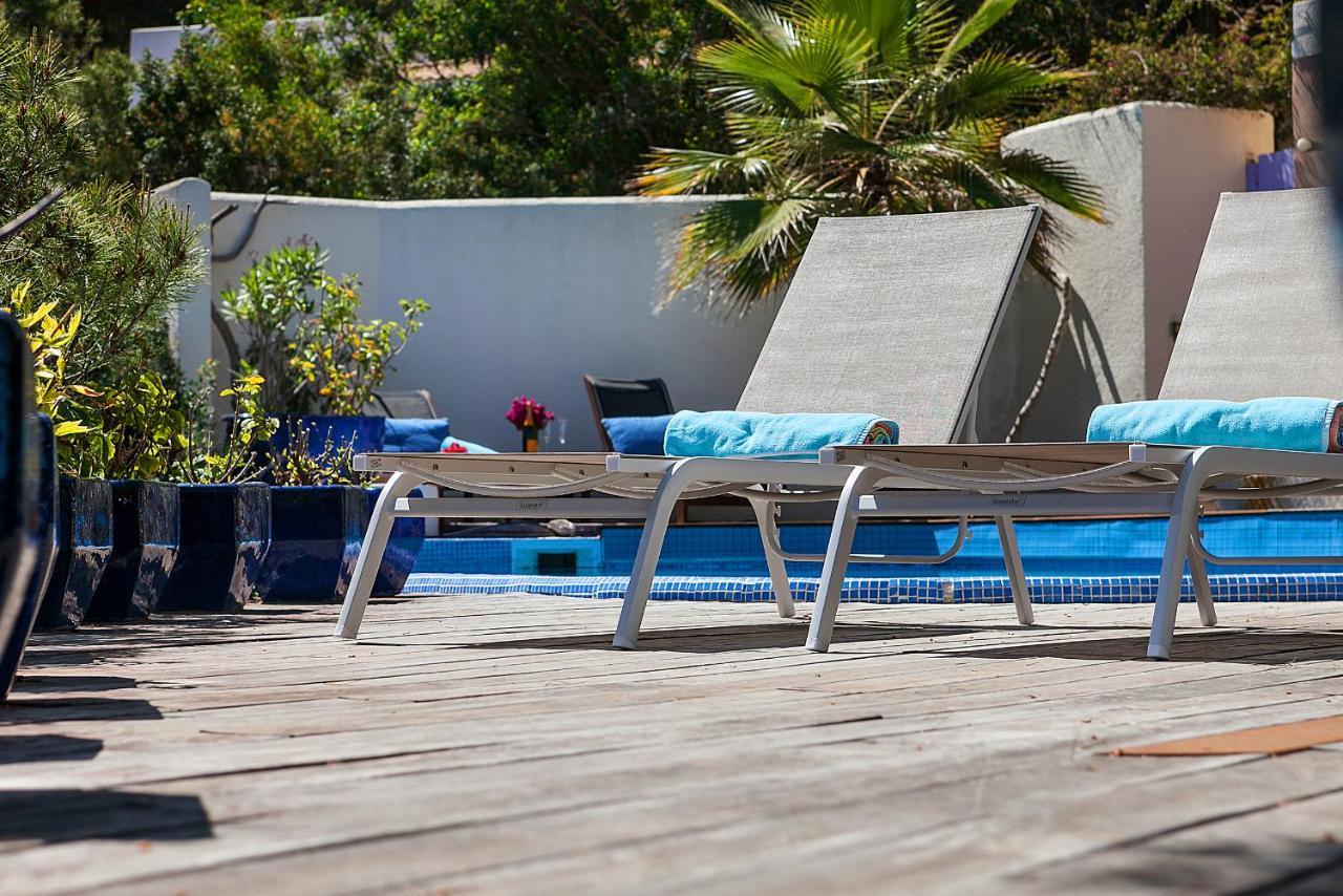 Villa Front Line Sea In Mallorca Up To 6 Guests Font de sa Cala