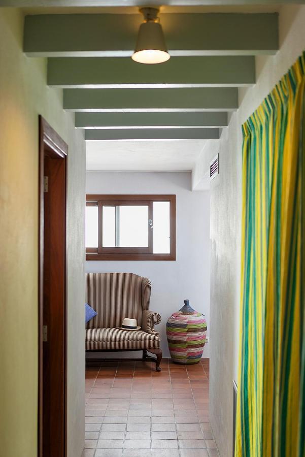 Villa Front Line Sea In Mallorca Up To 6 Guests