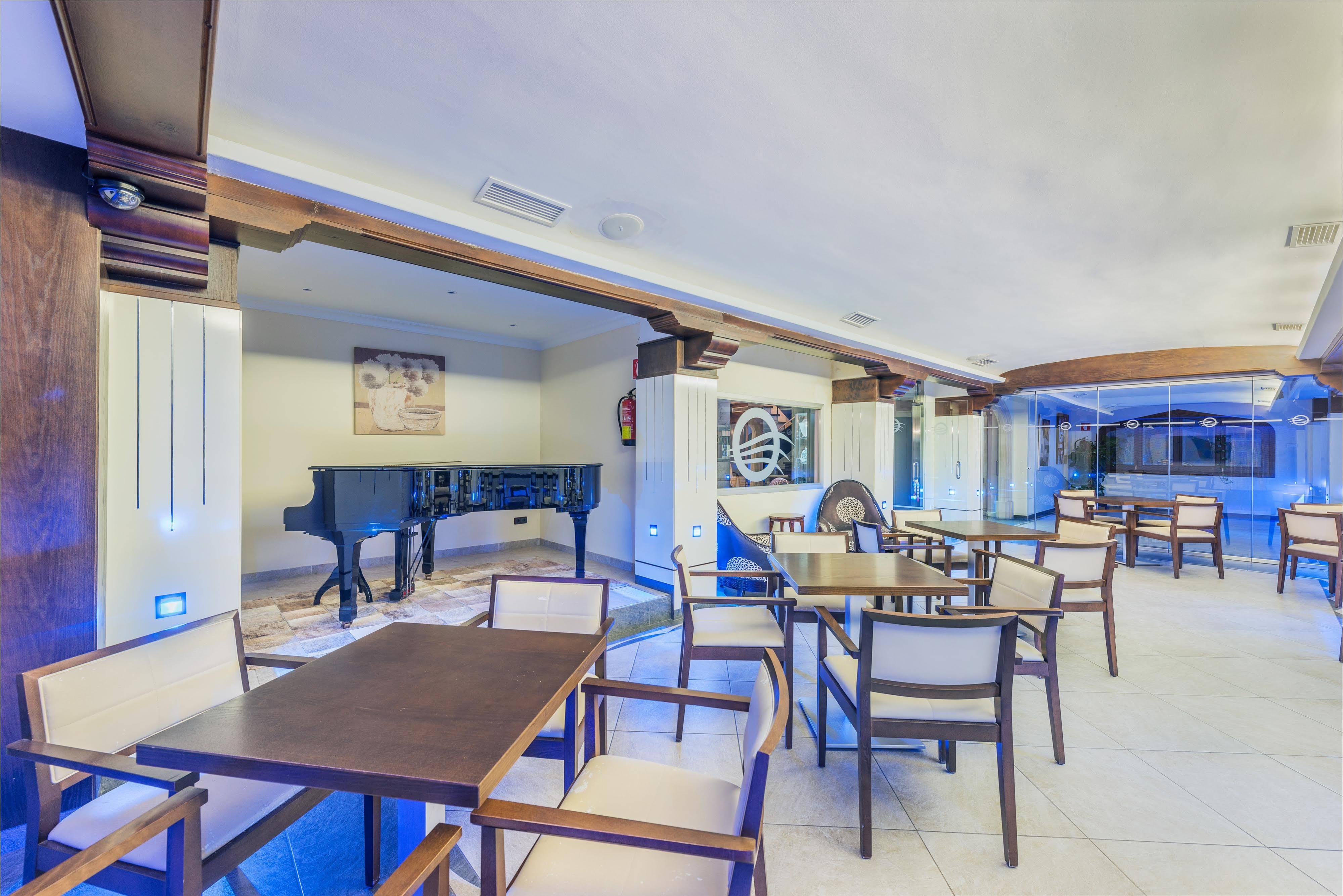 Torre Azul & - Adults Only Hotel 4*