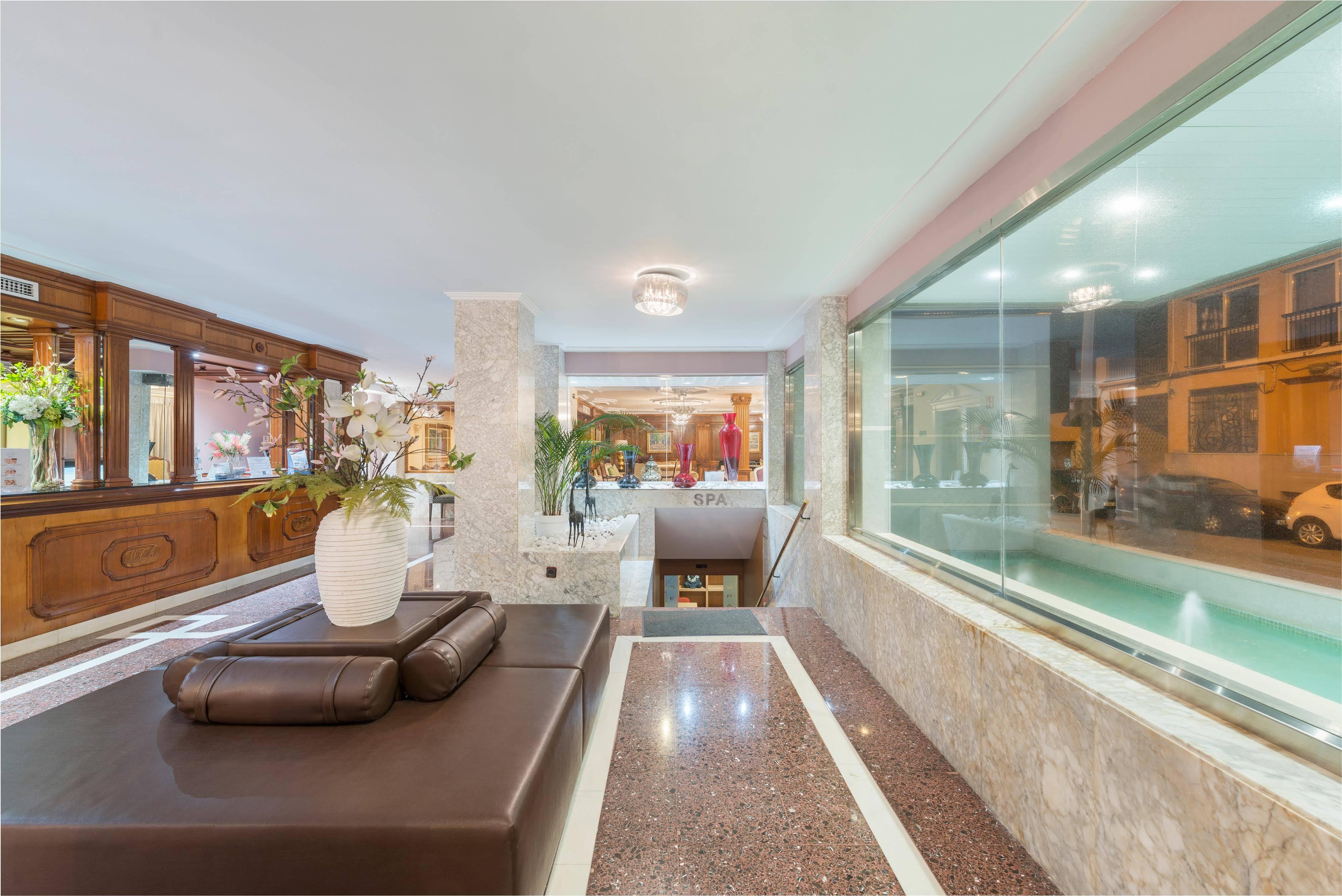 Torre Azul & - Adults Only Hotel 4*