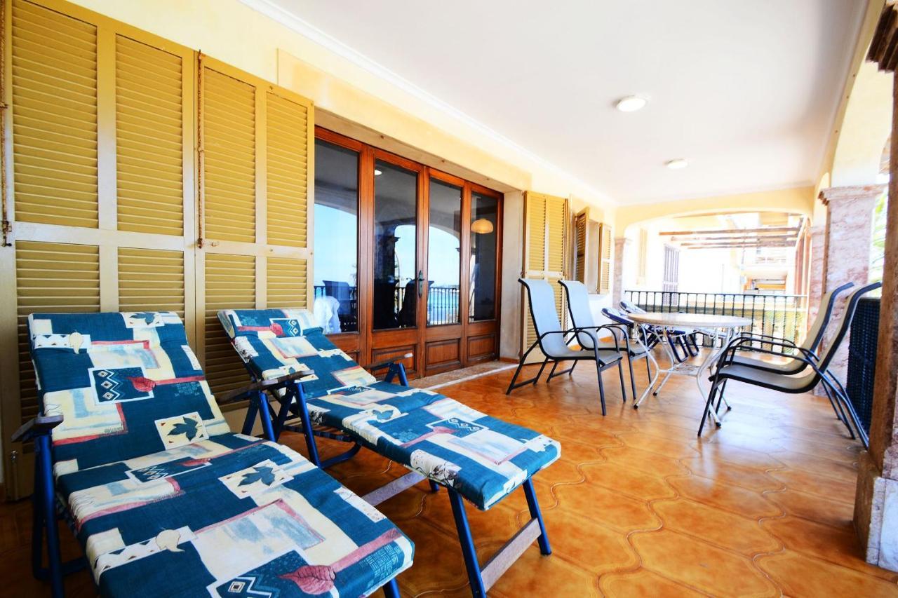 In Carrer Cartago Apartamento *
