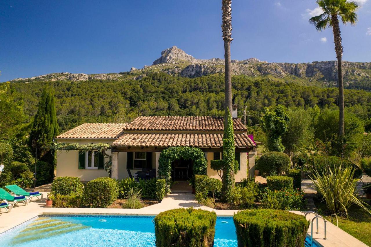 La Plana Villa