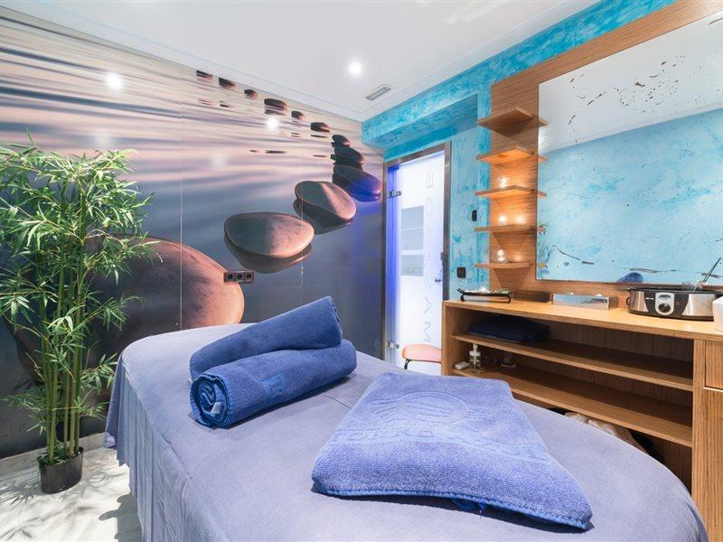Torre Azul & - Adults Only Hotel