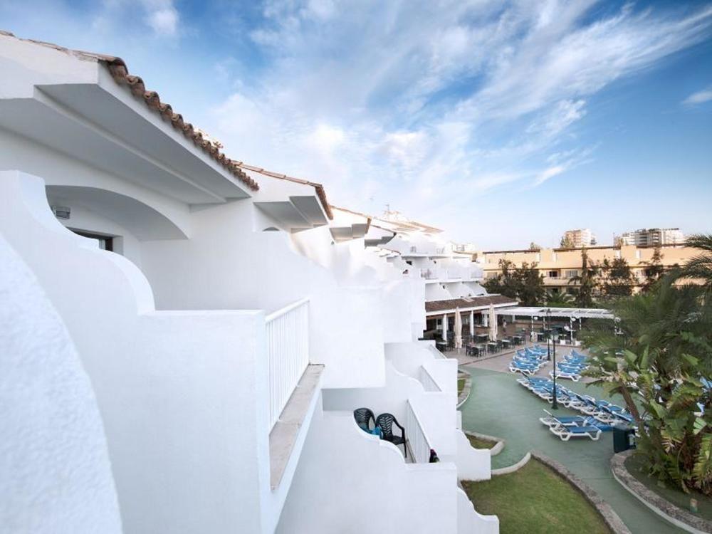 Apartahotel Playas Ca's Saboners 3*