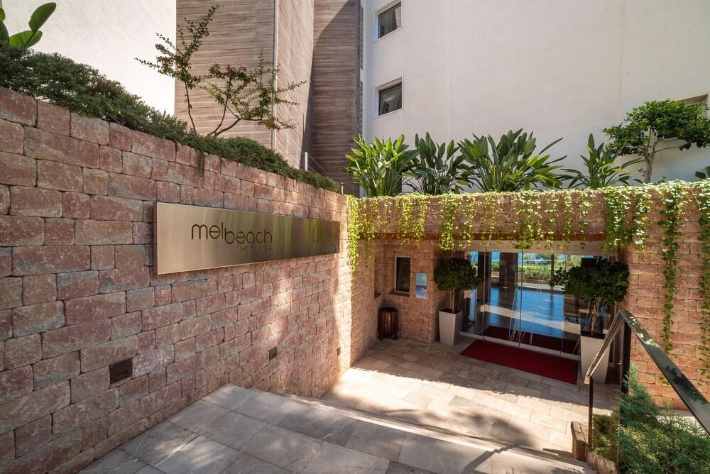 Melbeach & - Adults Only 4*