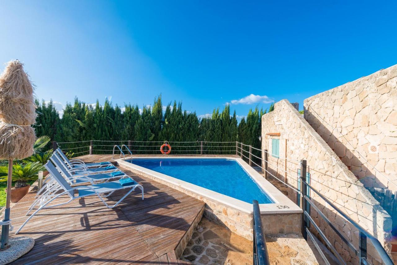 Pau, Pool&garden Close To The Puerto de Alcúdia