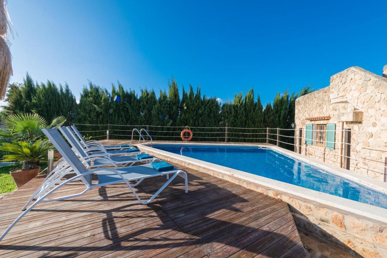 Pau, Pool&garden Close To The Puerto de Alcúdia