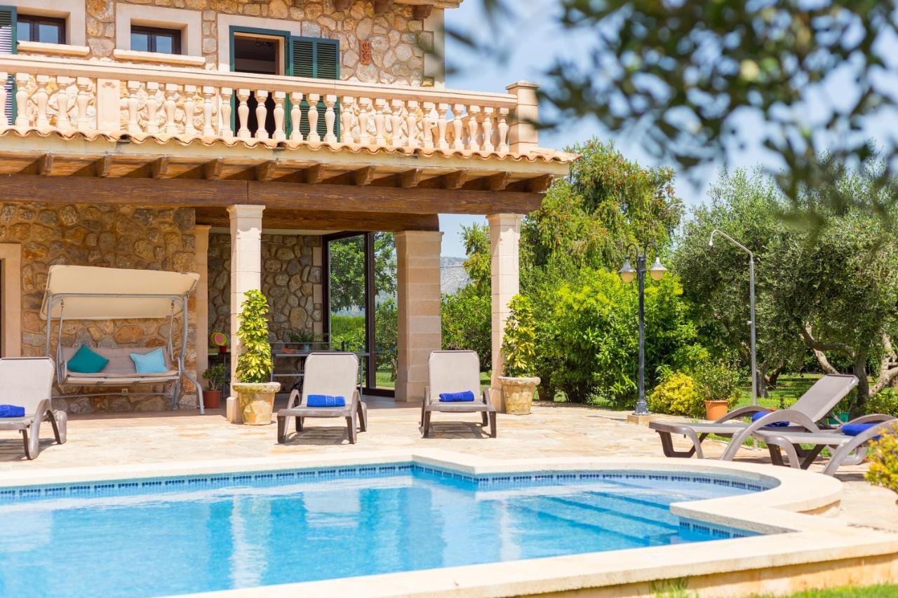 Lagoon Villa *