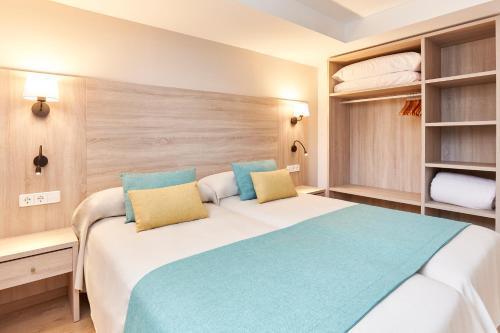Universal Laguna Hotel 4*