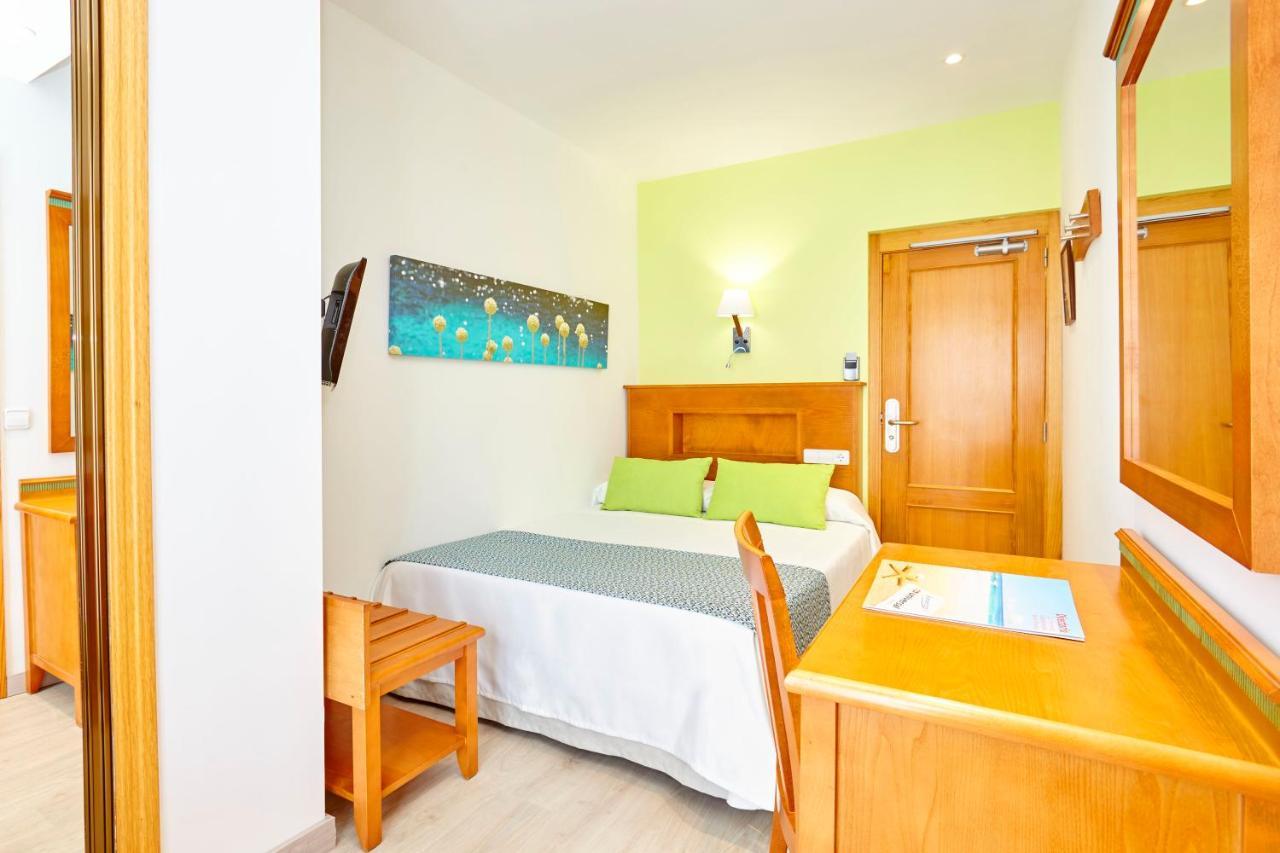 Hotel Universal Laguna 4*