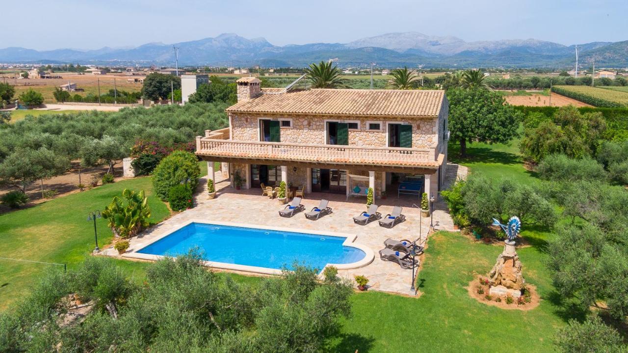Villa Lagoon *