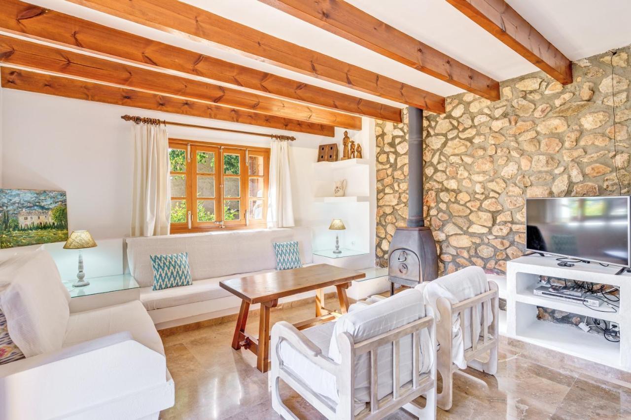 El Clos Villa *