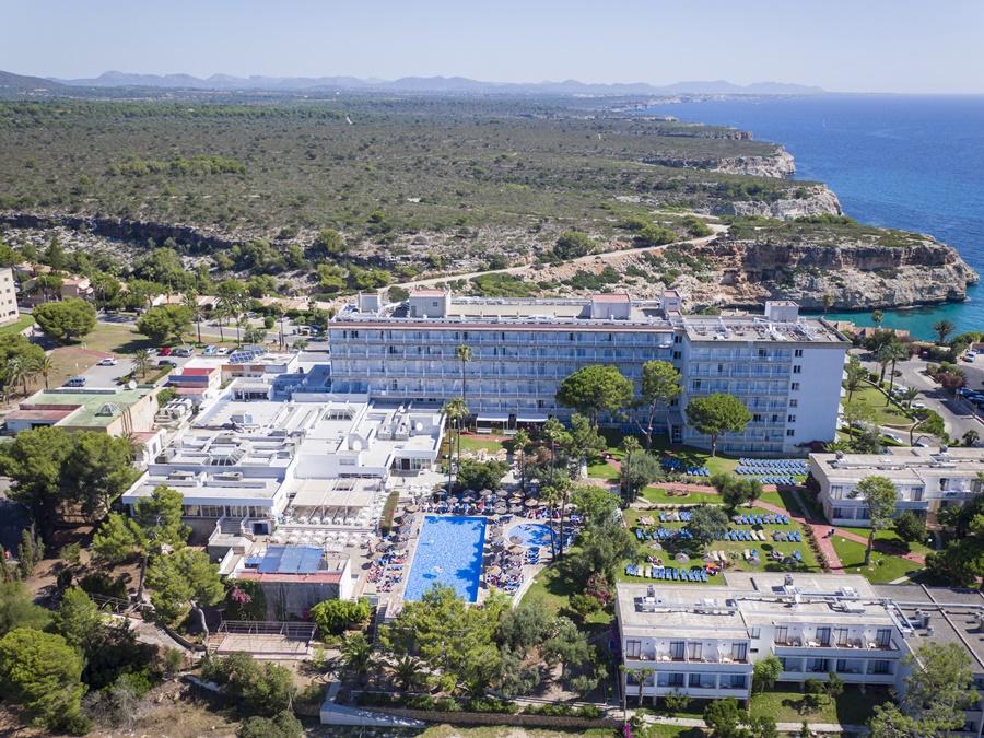 Aluasun Cala Antena Resort 3*