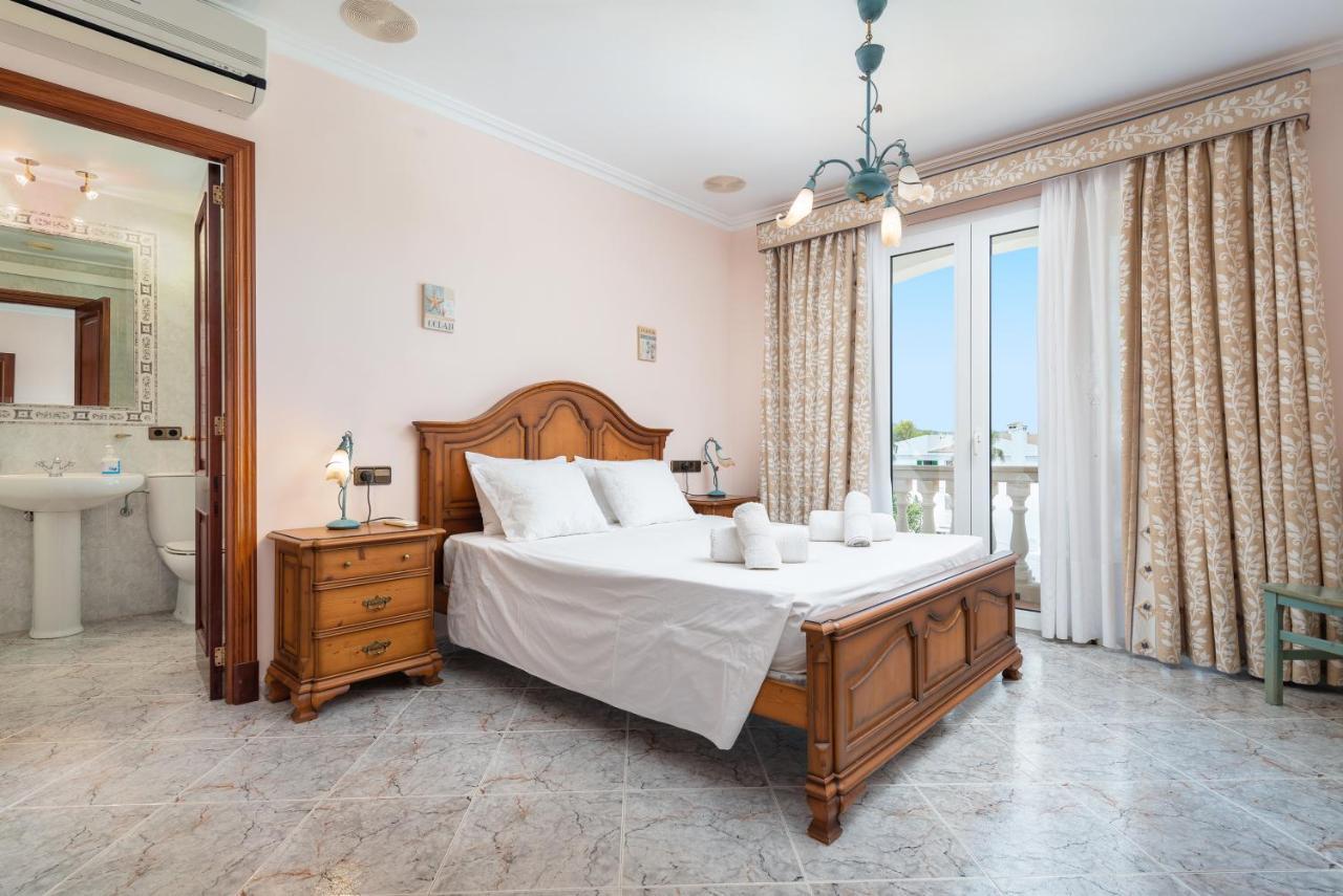 Cala Marsal Villa