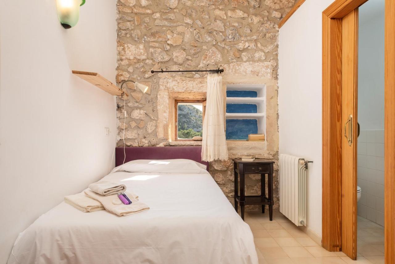 Hotel Petit Hostatgeria La Victoria 3*