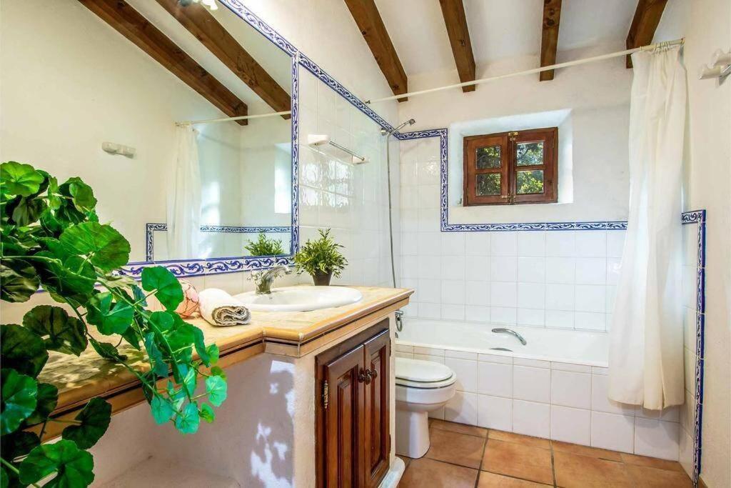 Villa Pretty Close To Cala San Vicente, Special Prices Hire Car For Guests Cala de Sant Vicenc