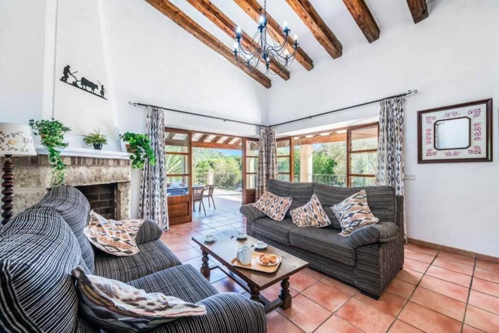 Pretty Close To Cala San Vicente, Special Prices Hire Car For Guests * Cala de Sant Vicenc