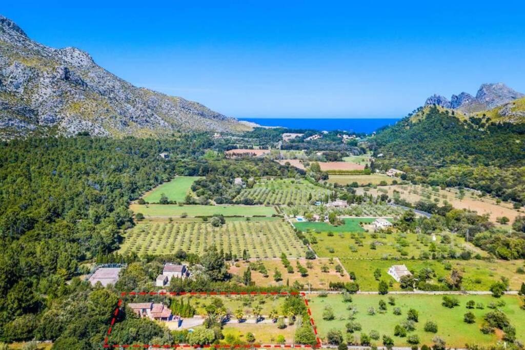 Villa Pretty Close To Cala San Vicente, Special Prices Hire Car For Guests