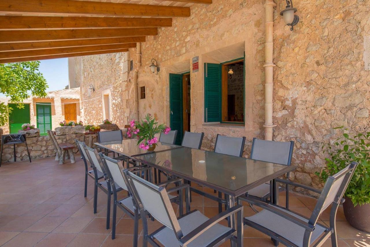 4 Bedrooms With Private Pool Enclosed Garden And Wifi At Villa Fenalitx (Fenalich)