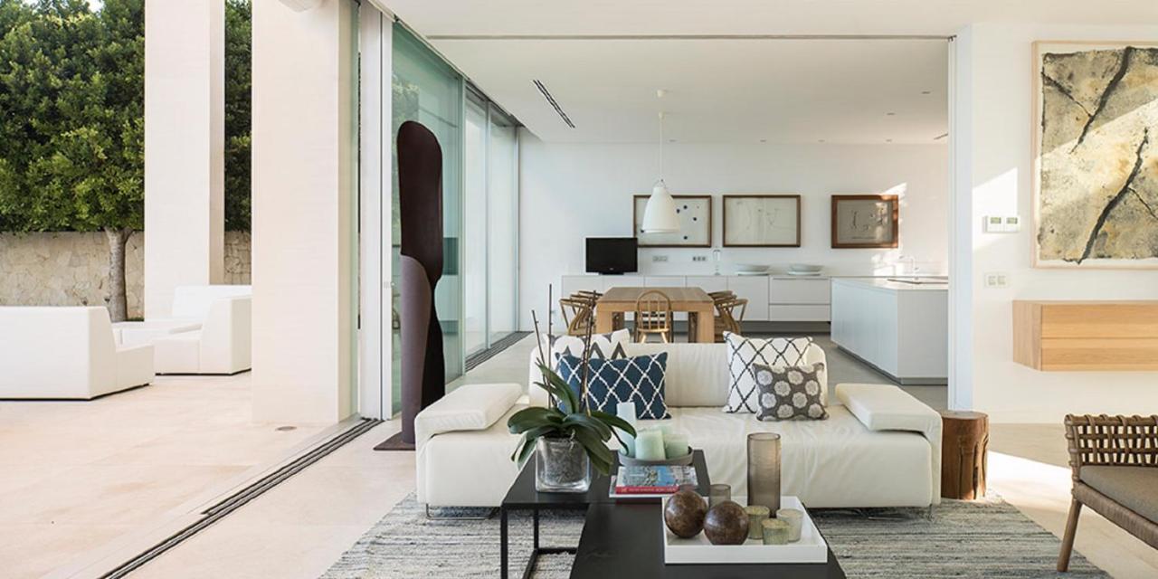 Palma Bay Front Line Villa *