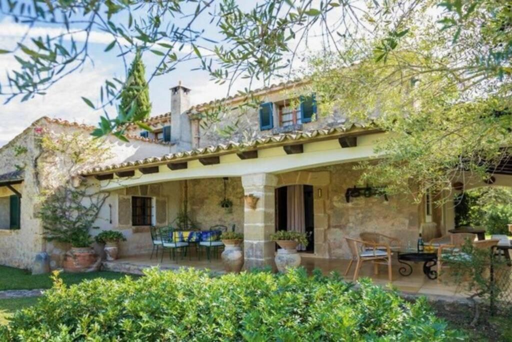 Nord - Typical Majorcan Villa, Private Pool, Bbq, Mediterranean Garden, Petfriendly Villa