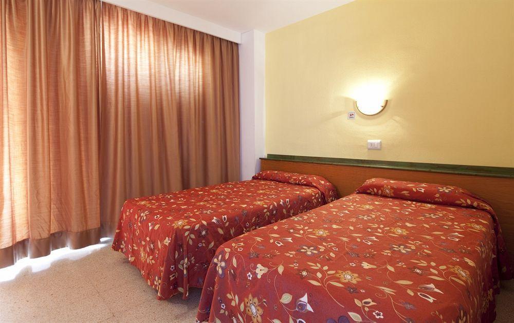 Sol Y Vera Apartahotel