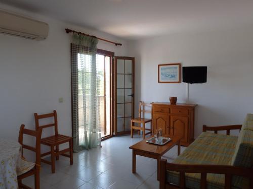 Aparthotel Primera 2*