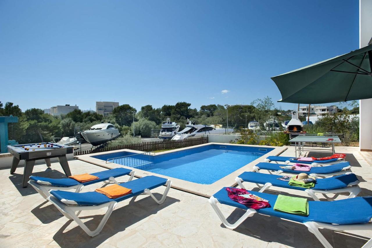 Holiday home Cala Dia