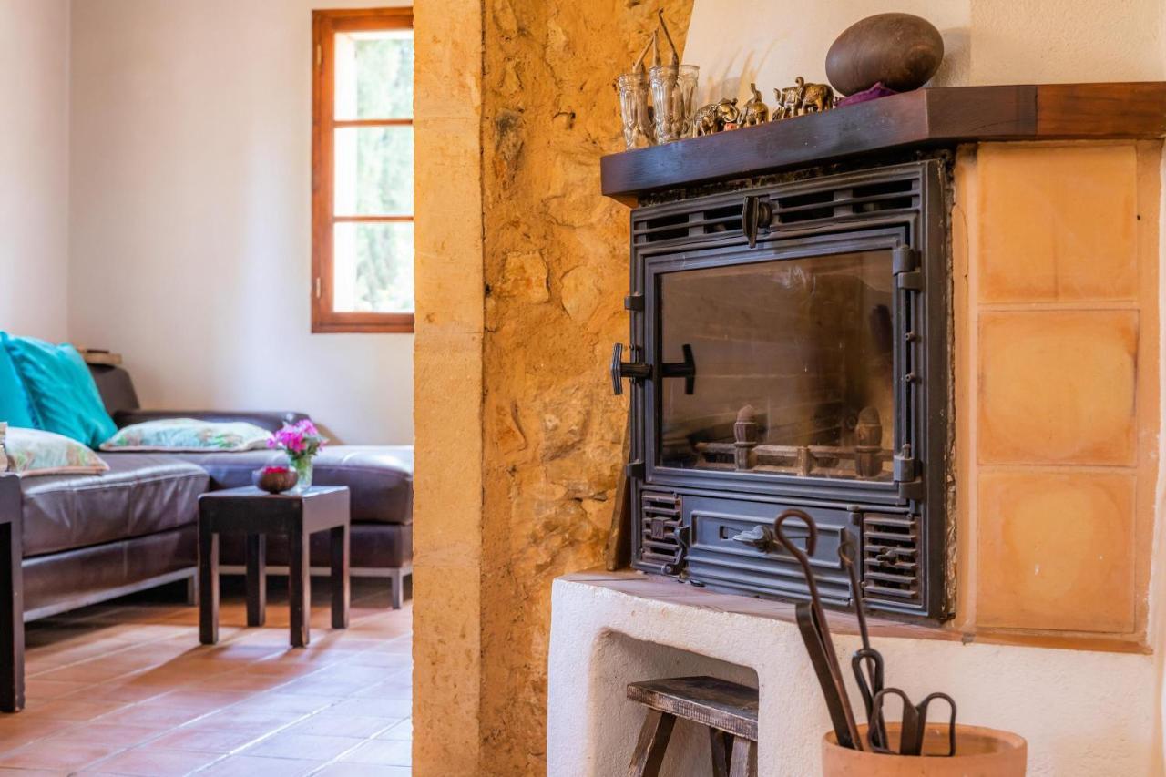 Bona Feina Villa Arta