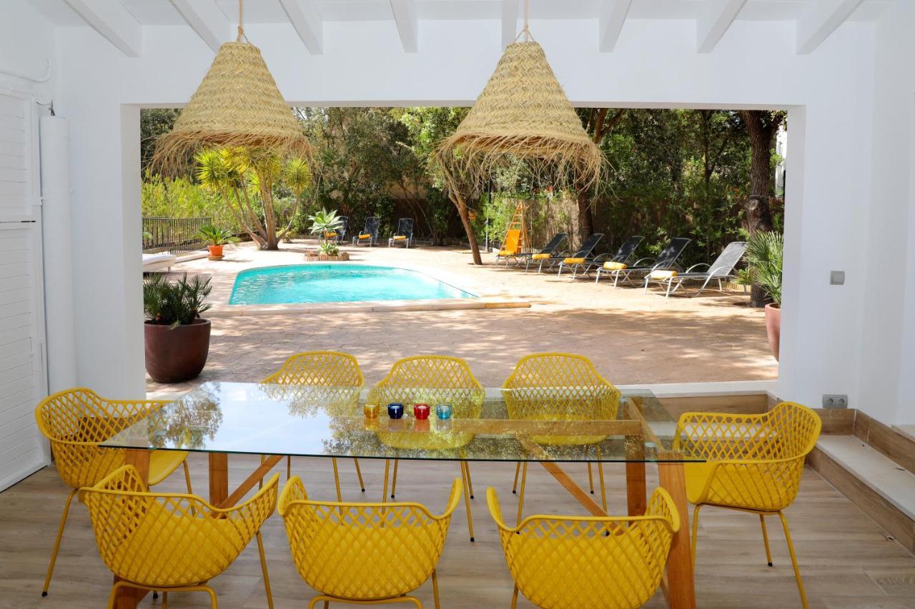 Romaní Villa *
