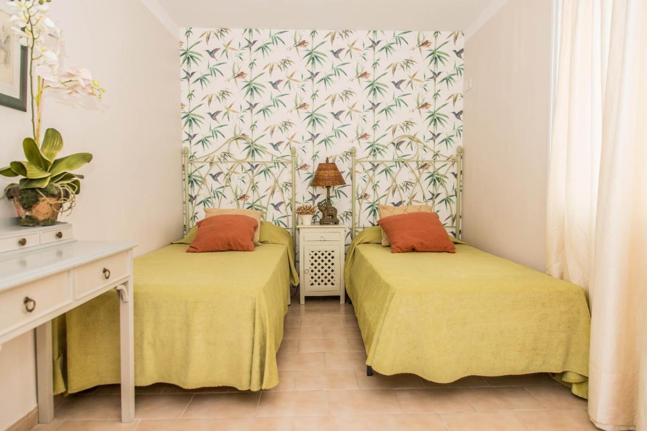 Holiday home Rosalias,s House *