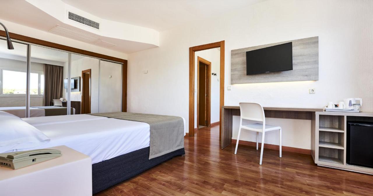 Globales Cala Viñas Adults Only 16+ Resort 4*