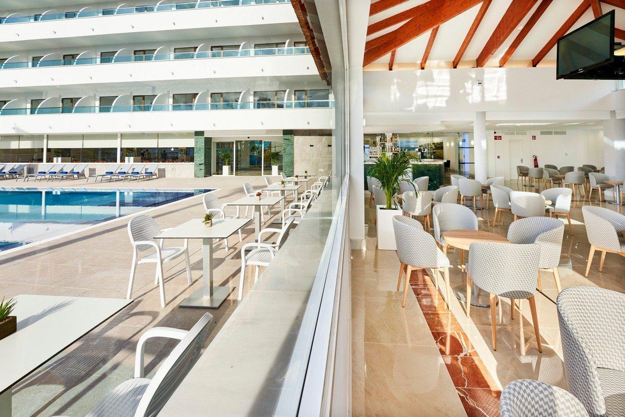 Globales Palmanova Hotel 3*