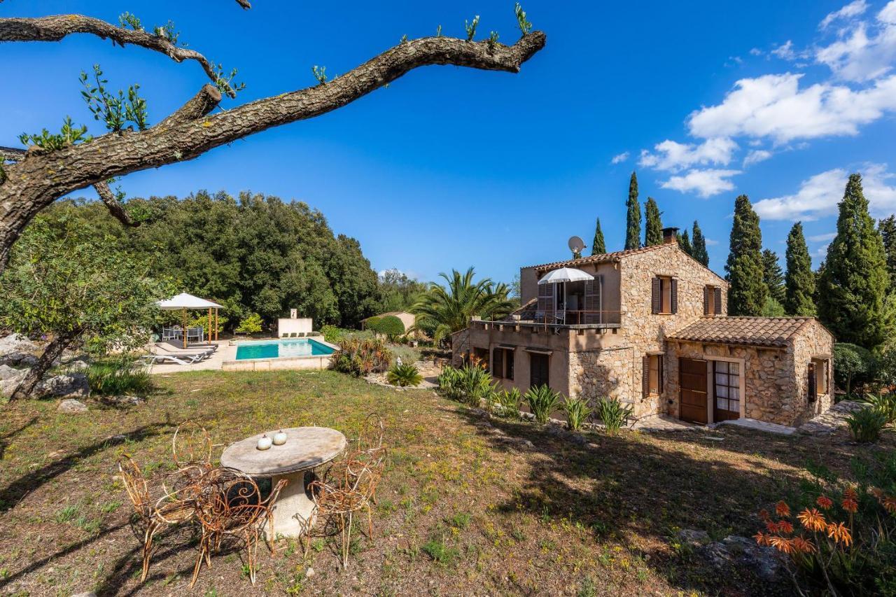 Bona Feina Villa