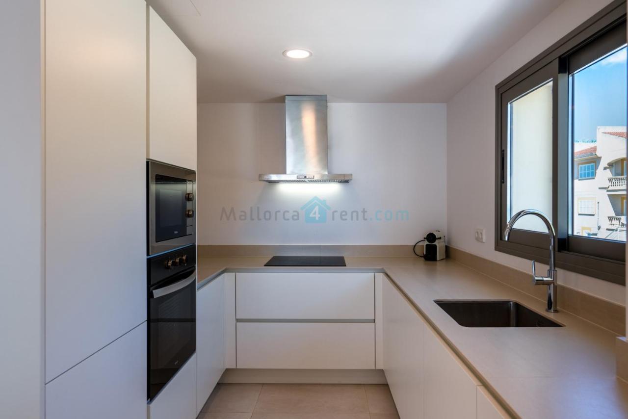 Villa M4R 1 Villa Laura Front Line Beach House *
