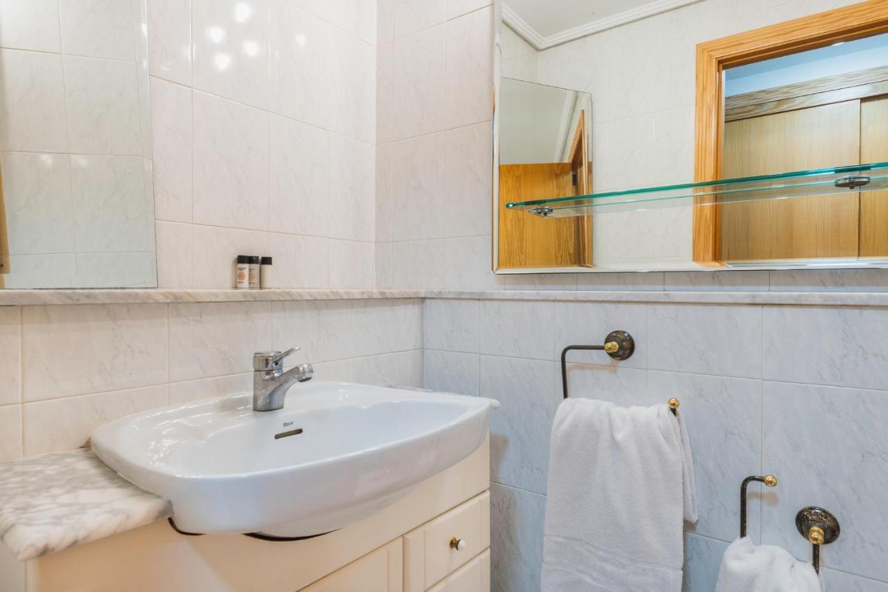 Casa Padrino, Aire Acondicionado, Barbacoa, Piscina Privada, Wifi, Cerca De La Playa * Santa Ponsa