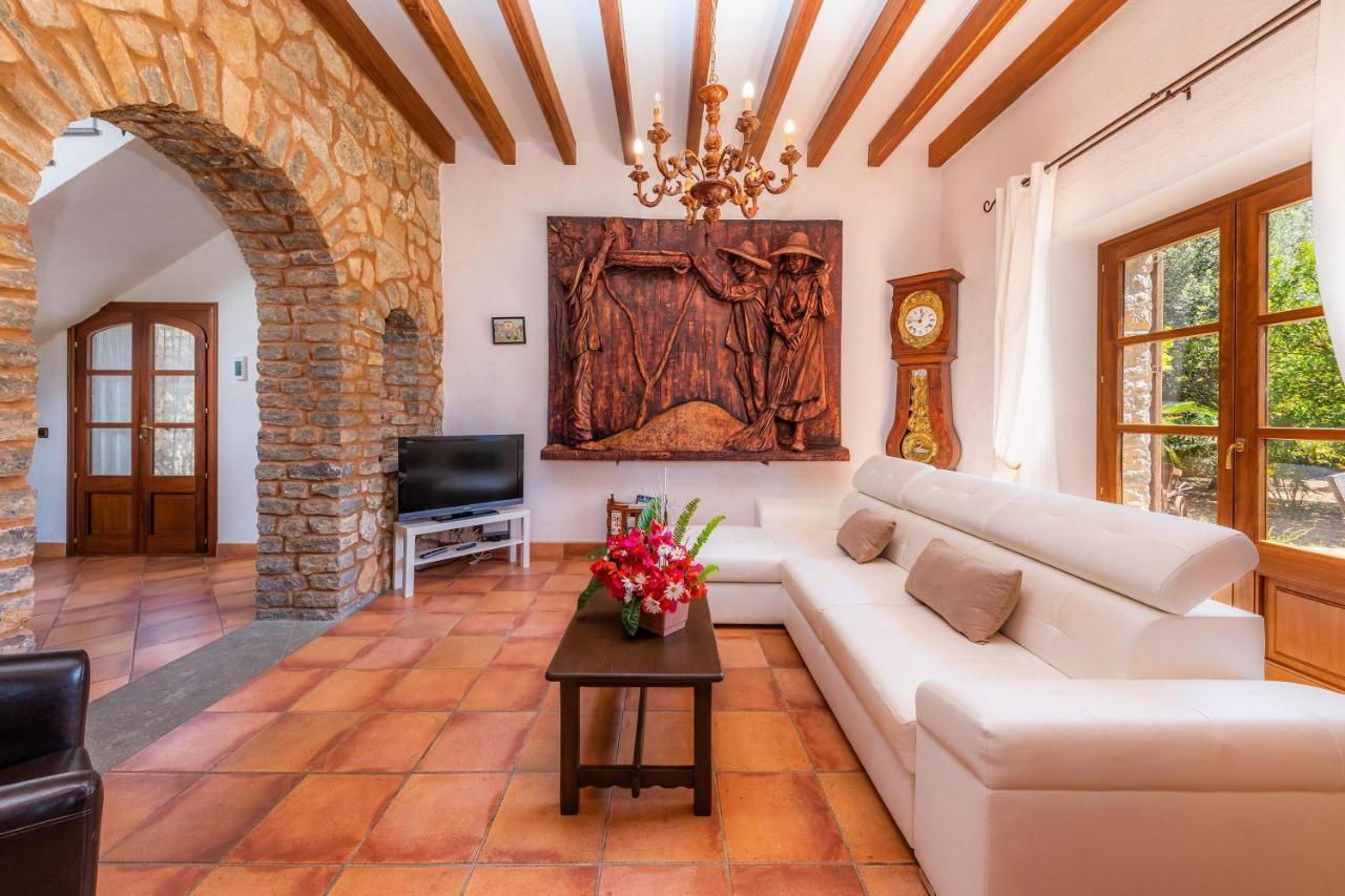 Villa Es Voltor *