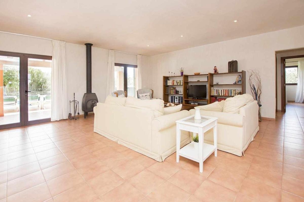 Yourhouse Vernissa Nou Villa