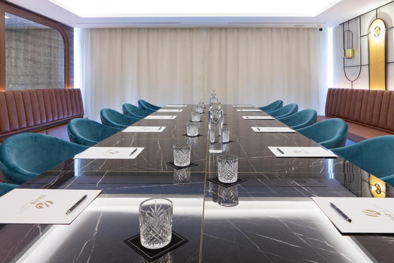 Hotel Nivia Born Boutique