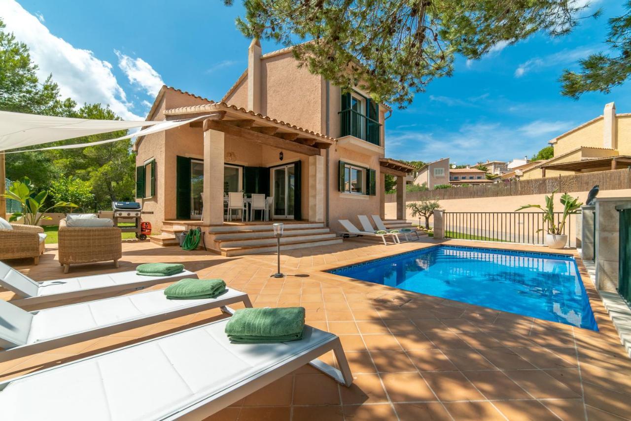 Cala Mesquida Villa *