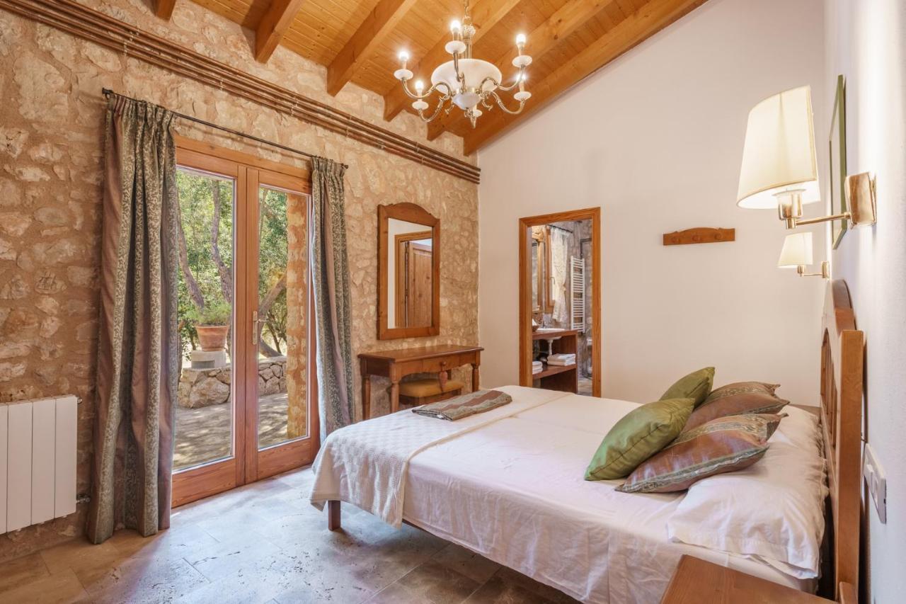 Son Monserrat, Villa Petra (Mallorca)